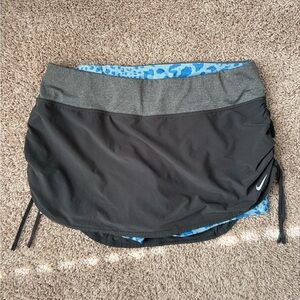 Nike Dri-FIT Gray and Blue Patterned Skirt